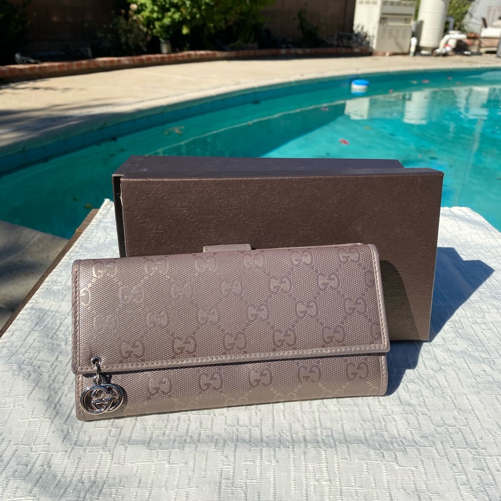 Gucci wallet